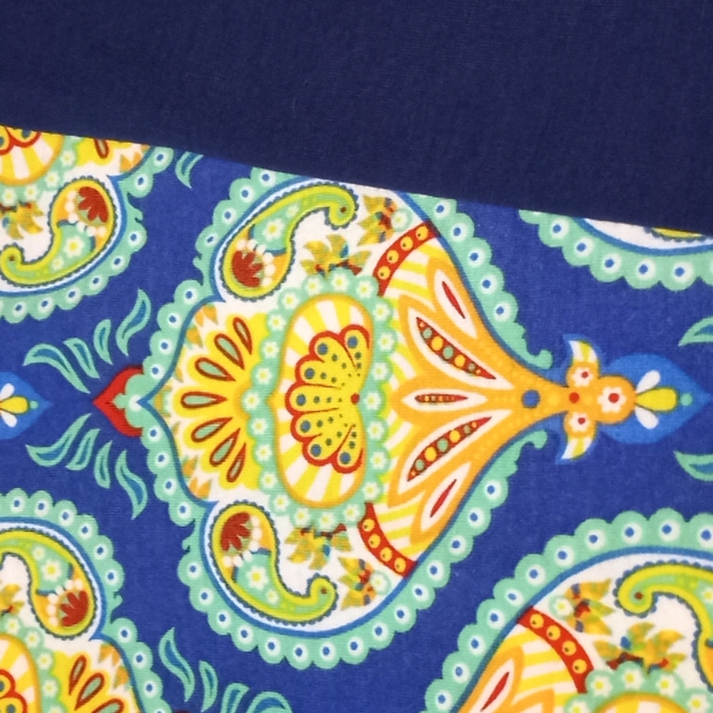 LuLaRoe Top Size S - Picture 4 of 7